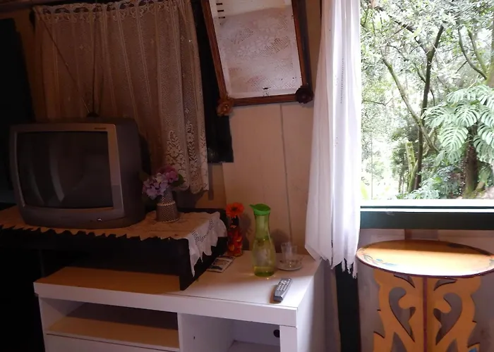 Pouso Das Glicinias - B&B